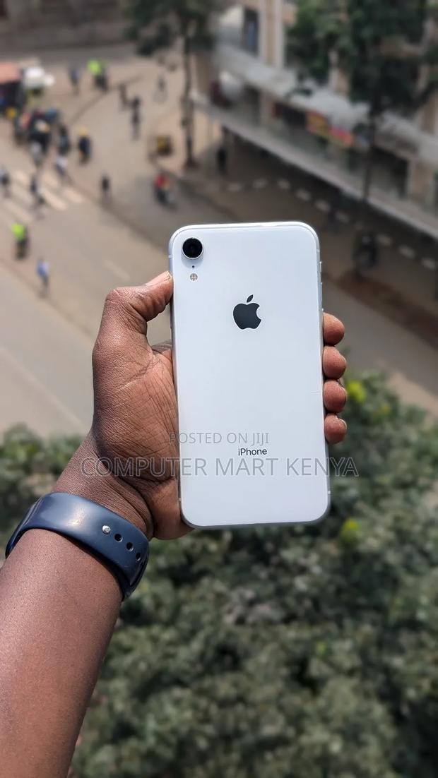 Apple iPhone XR 64 GB White - thumbnail 5