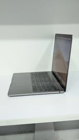 Laptop Apple MacBook Pro 16GB Intel Core I5 SSD 128GB