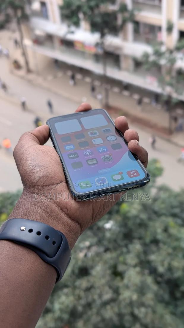 Apple iPhone 11 Pro 256 GB Green - thumbnail 3