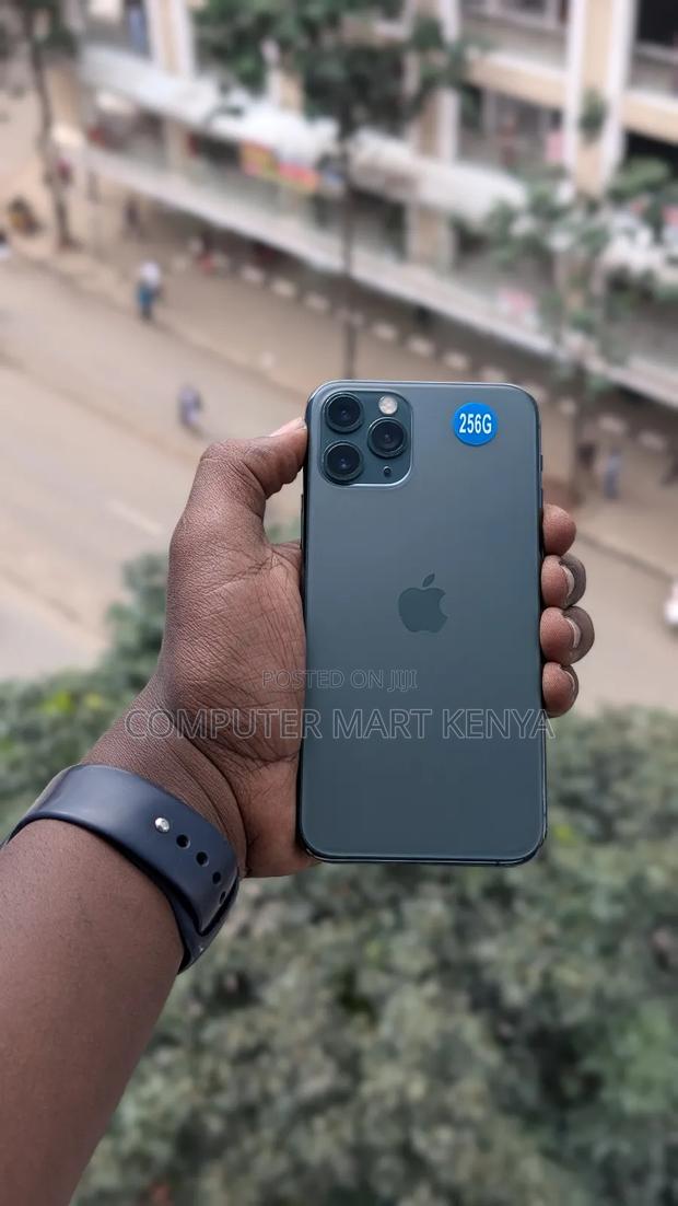 Apple iPhone 11 Pro 256 GB Green - thumbnail 5