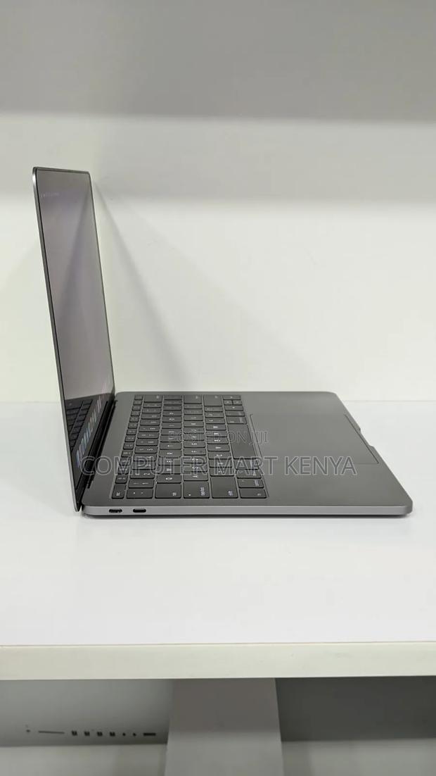 Laptop Apple MacBook Pro 2017 16GB Intel Core I5 SSD 128GB - main view