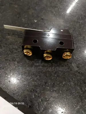Micro Limit Switch Z-15bw