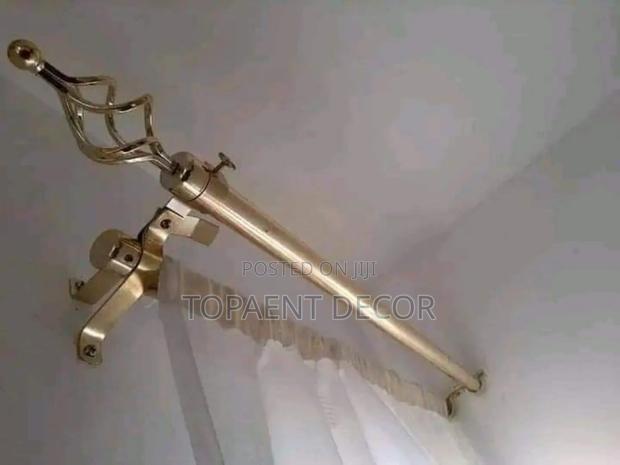 2m Gold Single Adjustable Chinese Curtain Rod - main view