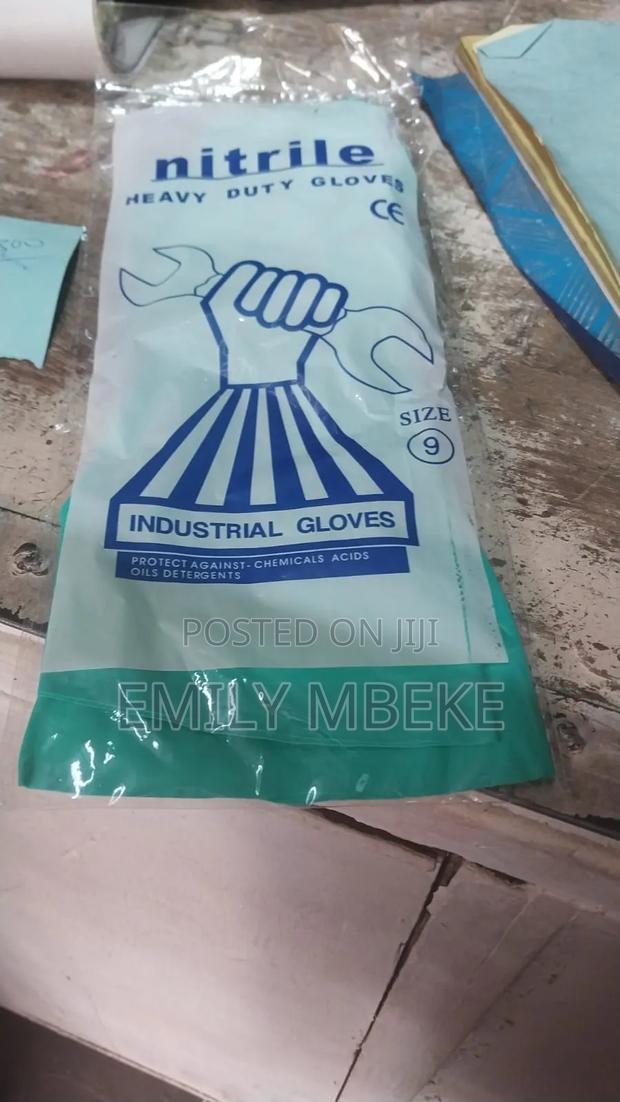 Heavy Duty Nitrile Gloves