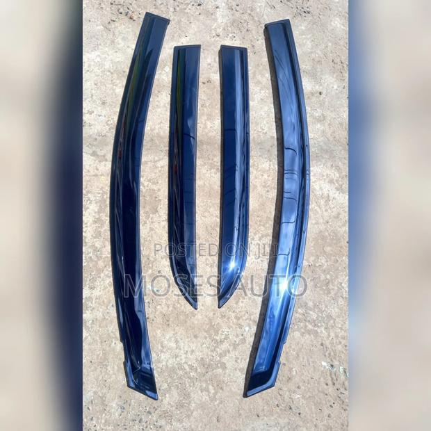 Auris 2008-2012 Windbreakers - main view