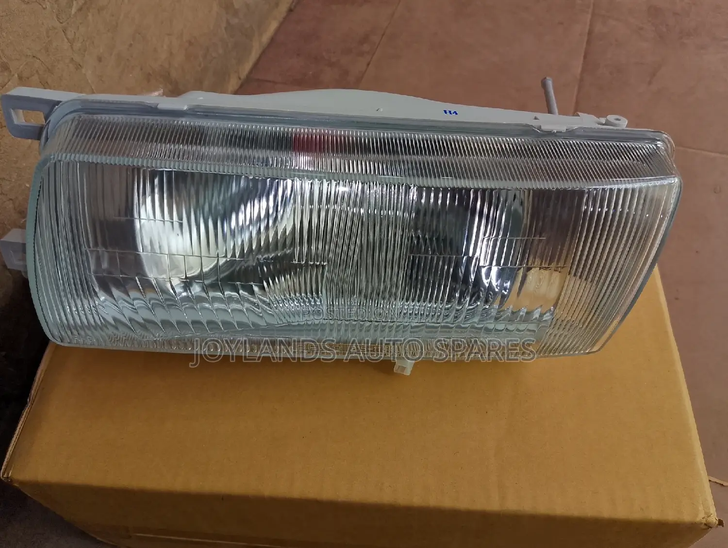 Nissan Sunny B13/B14 Headlamp/Headlights Depo