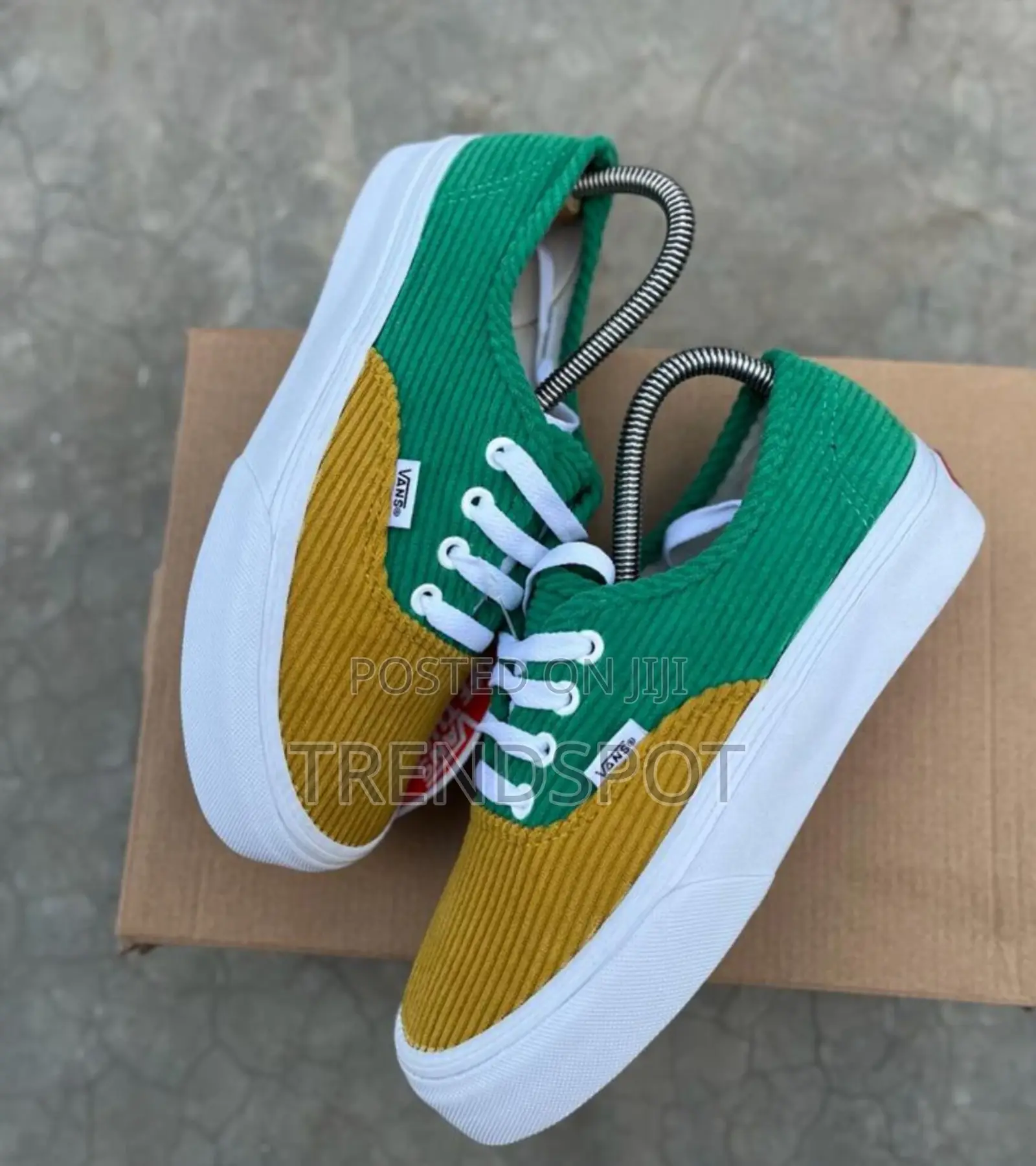 Van's Corduroy Sizes:37-45