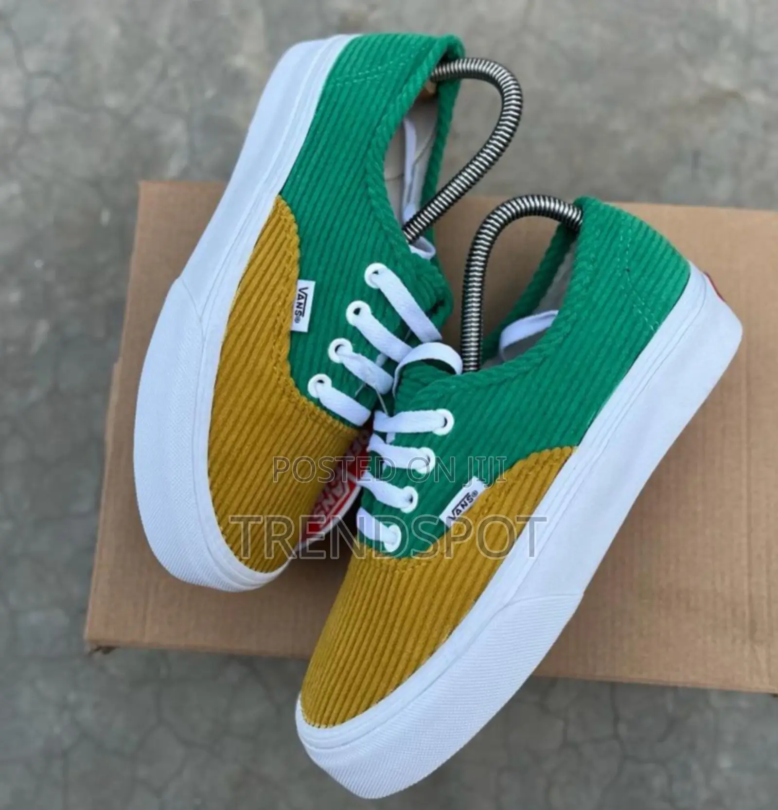 Van's Corduroy Sizes:37-45