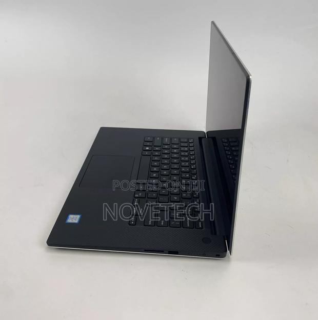Laptop Dell Precision 5530 16GB Intel Core I7 SSD 512GB - thumbnail 3