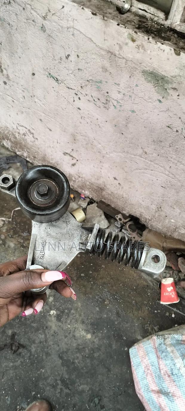 Toyota 2AZ Engine Tensional
