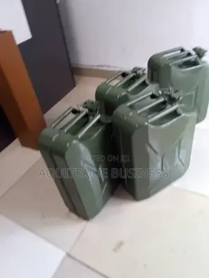 Metallic Fuel Can