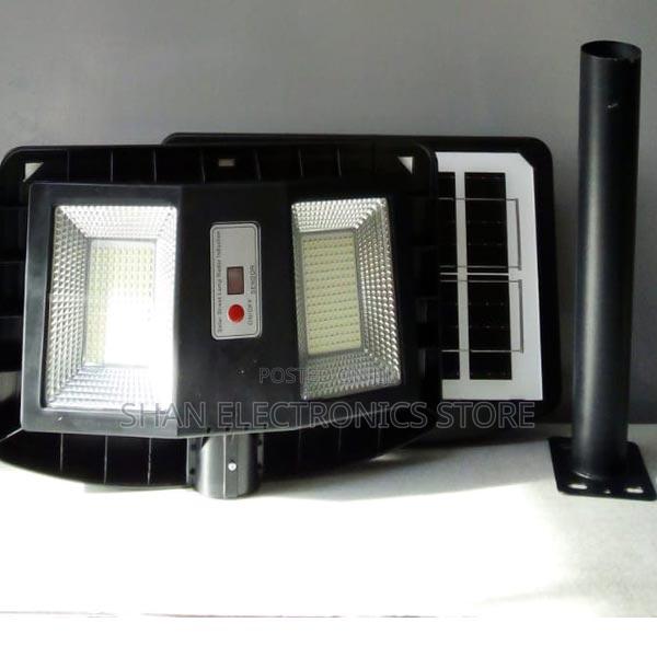 Quality 200 Watts Double Sided Solar Street Light- Cclamp - - main view