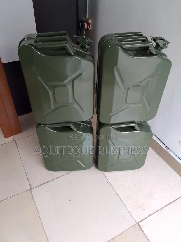Metallic Fuel Can 20L. Stainless