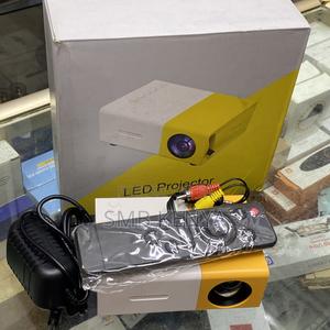 Portable LED Projector - main view