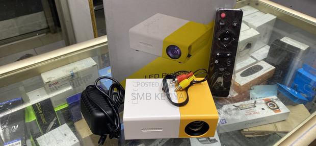 Portable Led Projector - thumbnail 2
