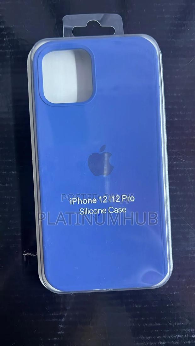 iPhone 12 or 12pro Silcone Case - thumbnail 3