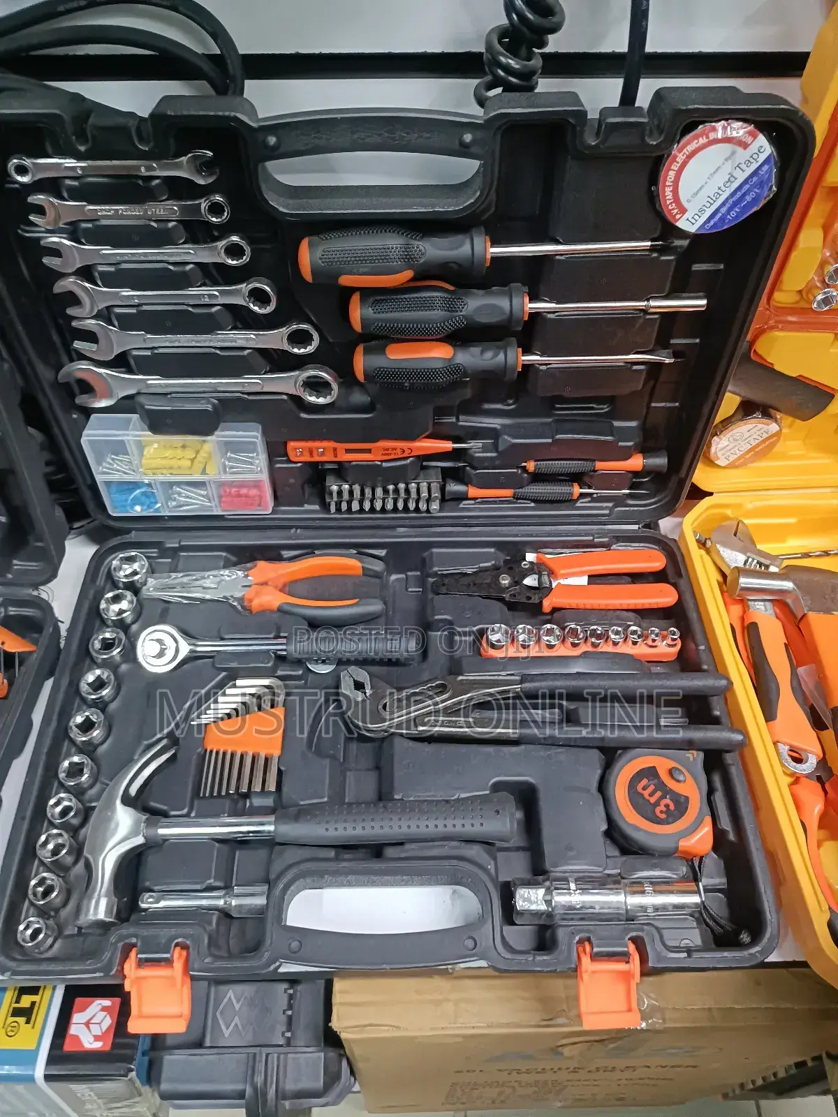 Hand Tools Set 72