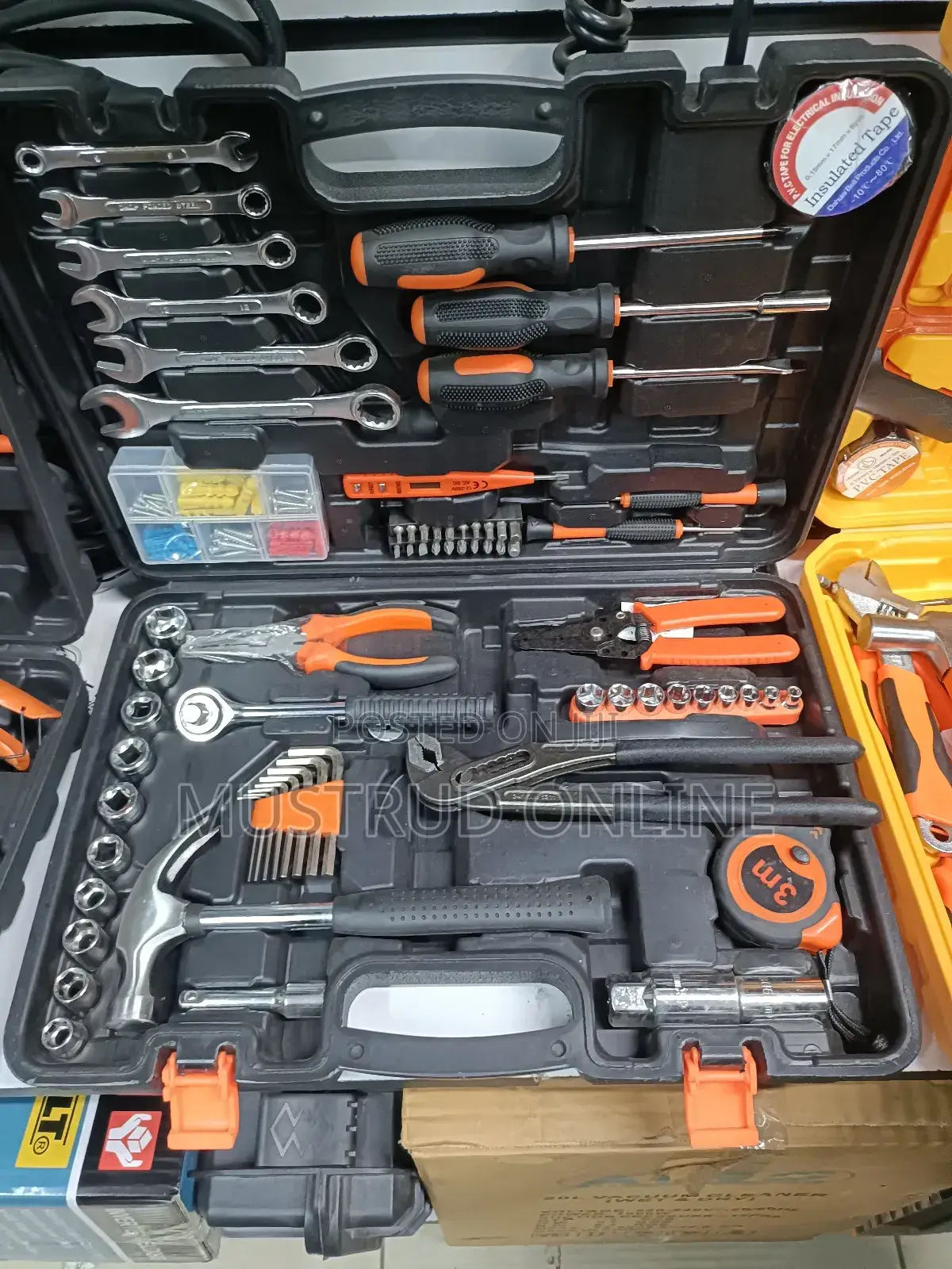 Hand Tools Set 72