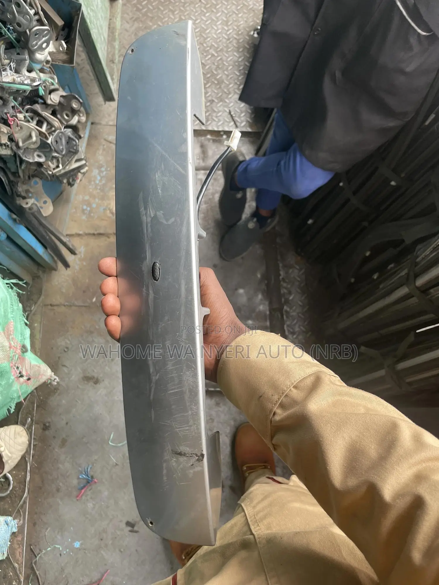 Bootlock for Nissan Note Old Model