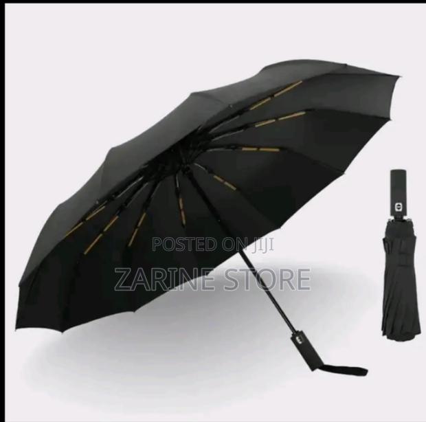 Foldable Waterproof Umbrella 50cms Long While Folded - thumbnail 3