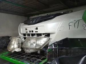 Hondafit 2012 Nosecut Xenon