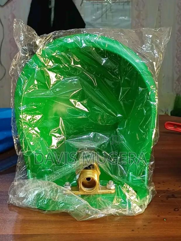 Automatic Goat Waterer Sheep Drinkers - 2 Pieces - thumbnail 2