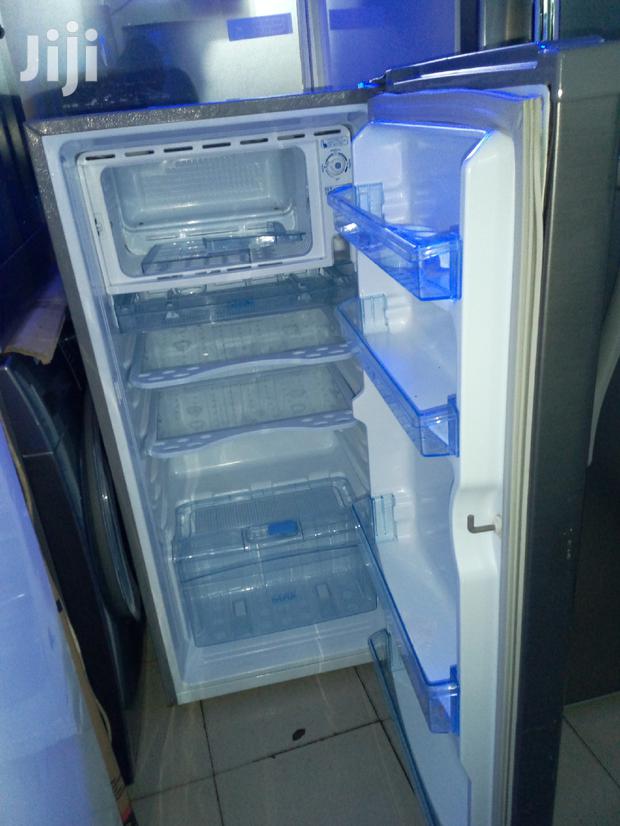 Single Door Fridge - thumbnail 2