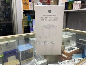 iPhone 11 Full Charger - main view