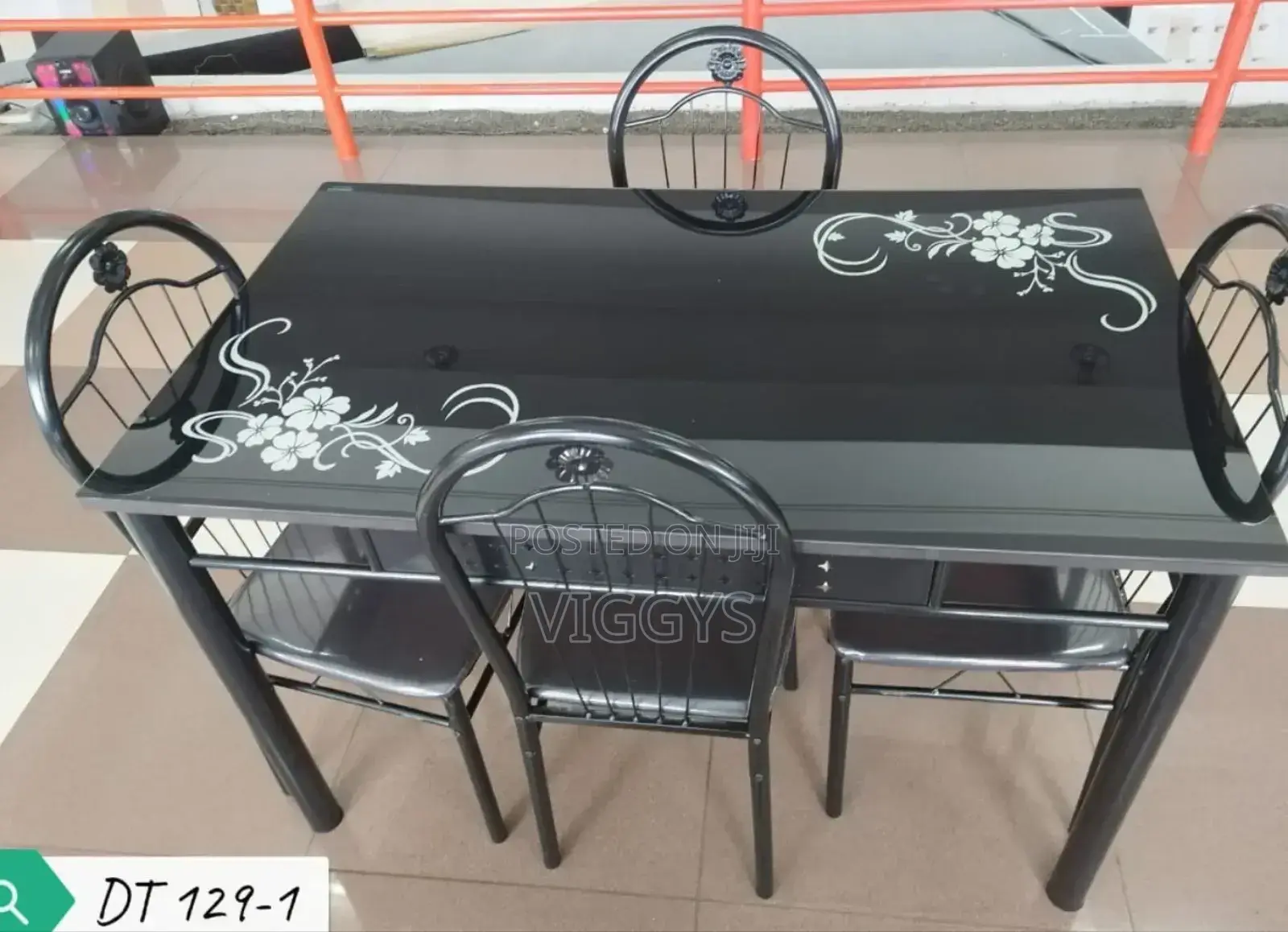 ✓Quality Executive 4 Sitter Dinning Table Ksh16,500