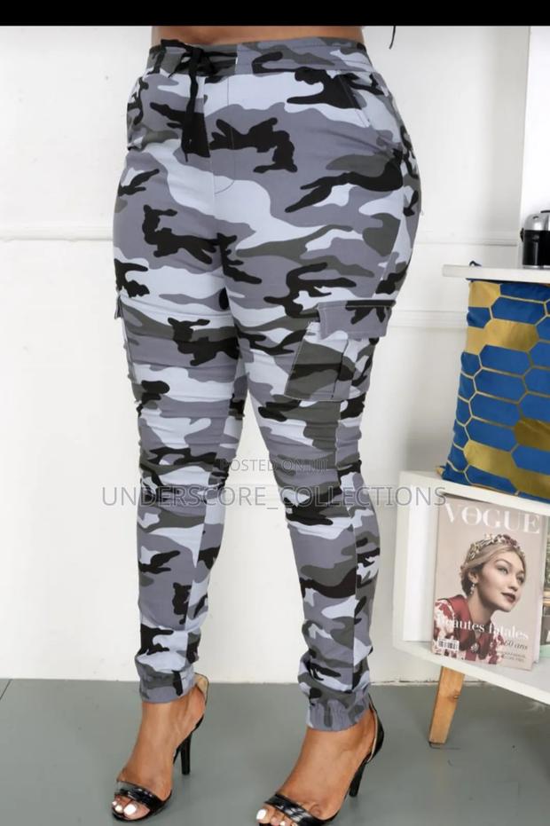 Elegant Ladies Army Cargo Pants - thumbnail 2