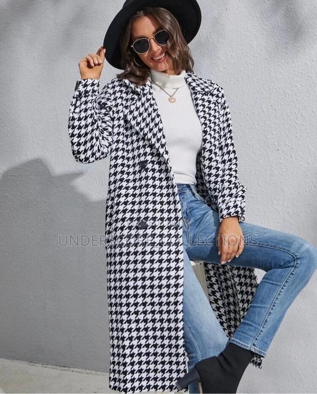 Executive Ladies Black and White Trench Coat - thumbnail 2