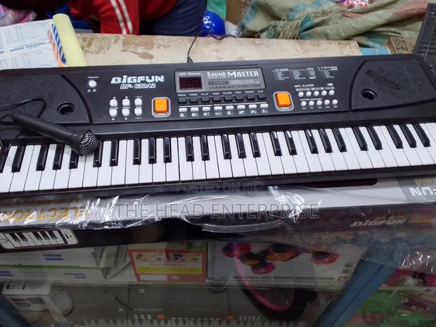Piano for Kids With Melodies and 61keys