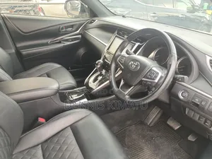 Toyota Harrier 2018 Pearl