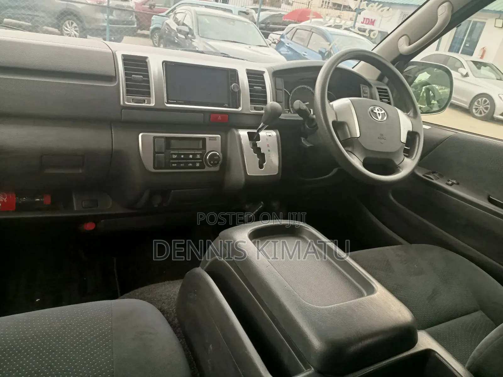 Toyota HiAce 2017 Black