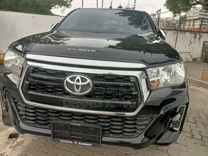 Toyota Hilux 2018 Black