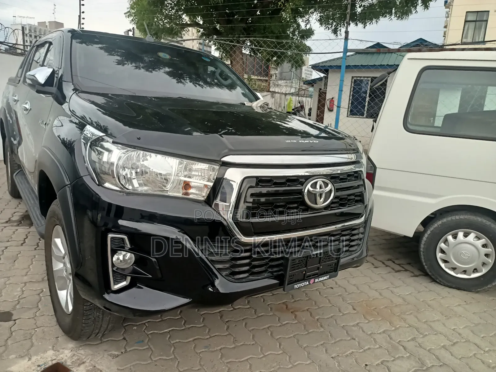 Toyota Hilux 2018 Black