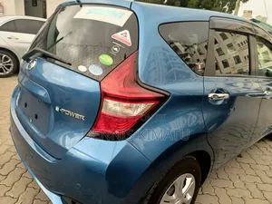 Nissan Note 2018 Blue