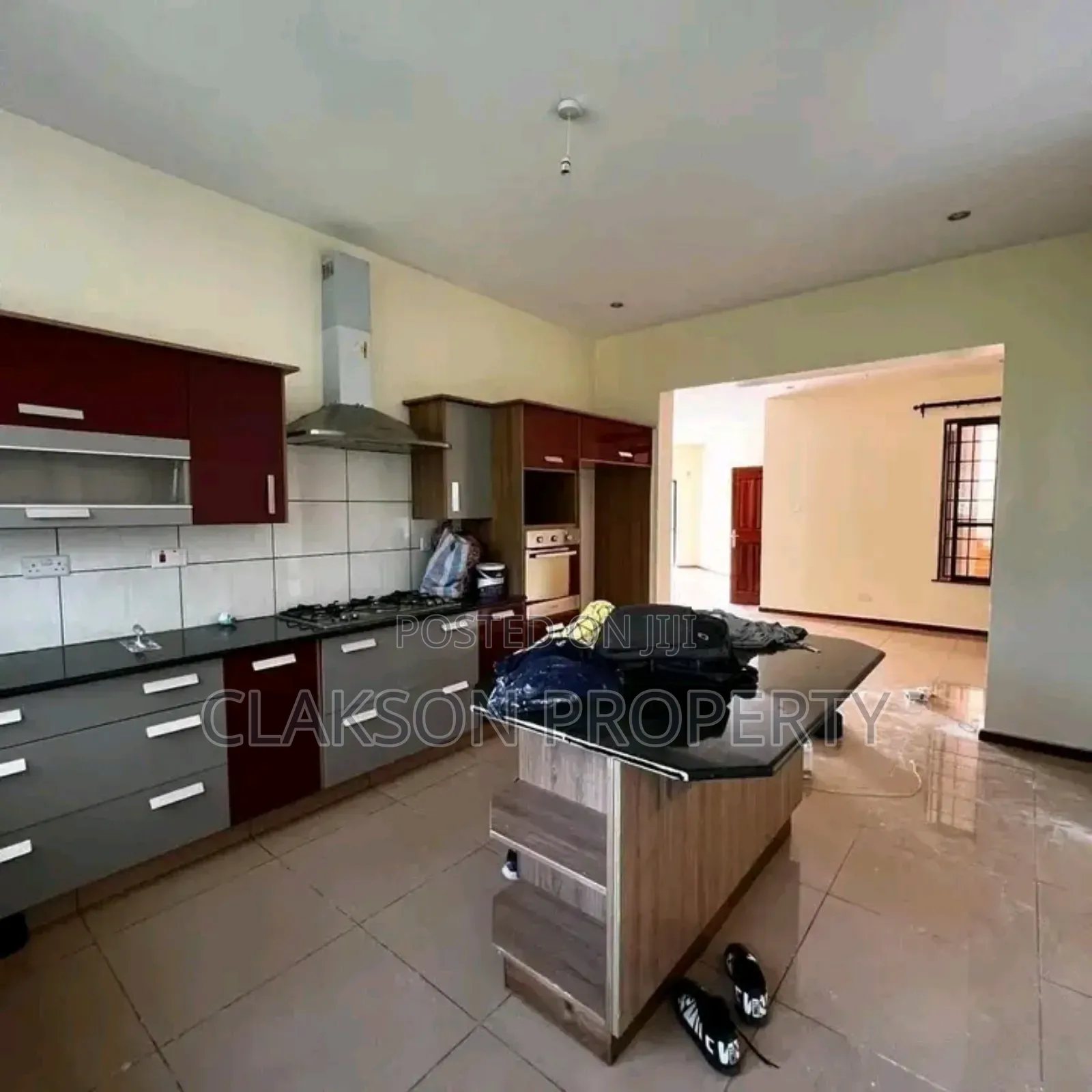 3bdrm Apartment in Riverside, Upperhill for rent