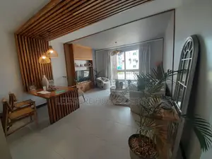 3bdrm Apartment in Gateway Mall Area for rent