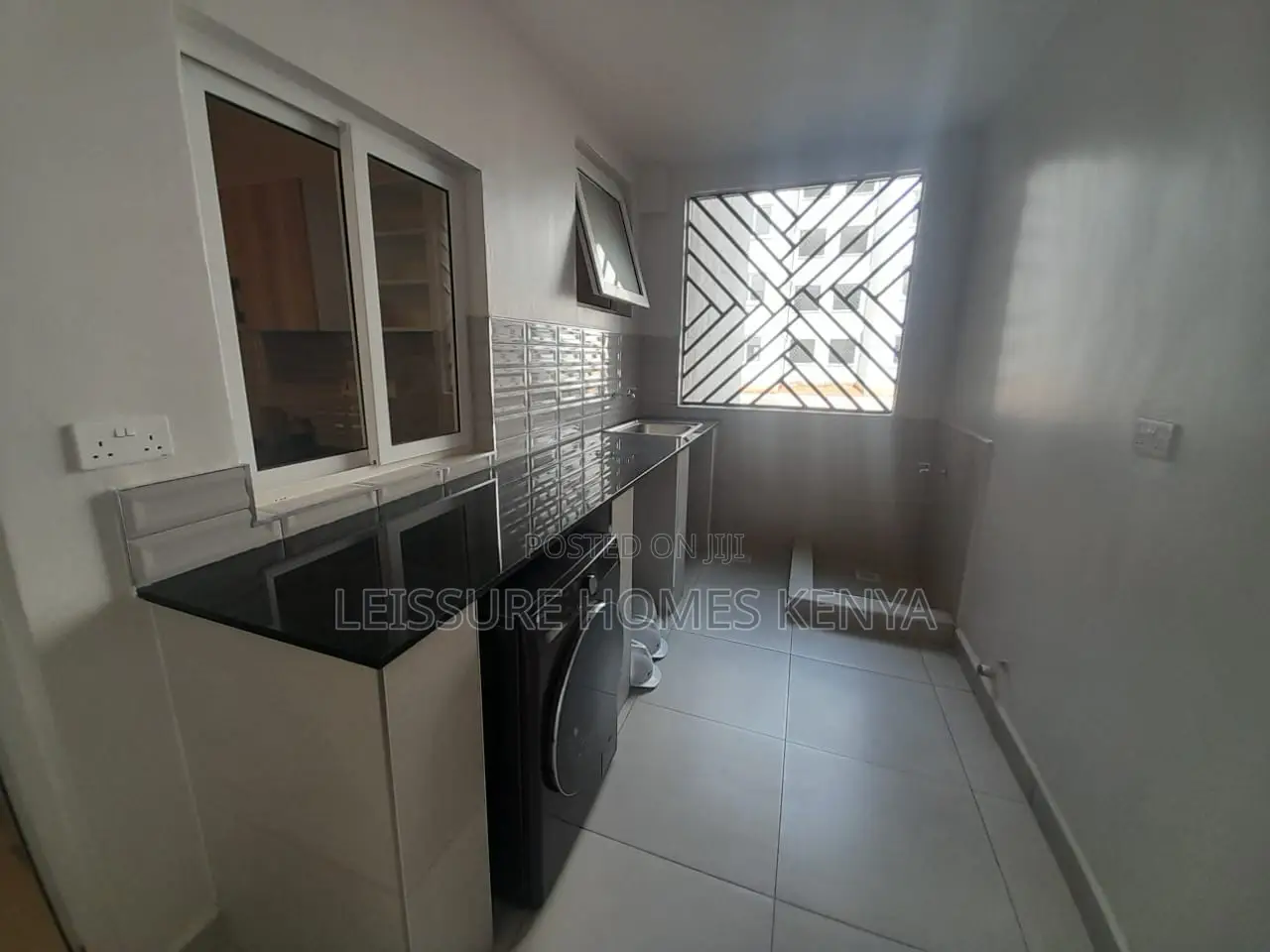 3bdrm Apartment in Gateway Mall Area for rent