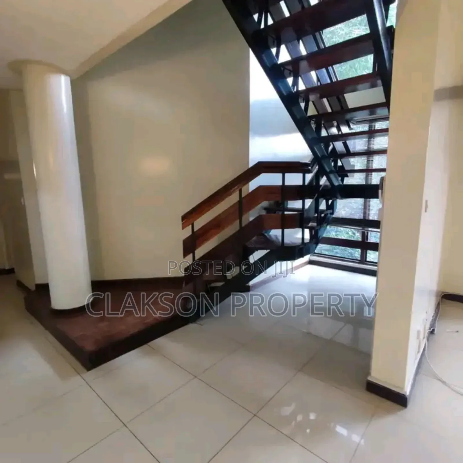 4bdrm Apartment in Riverside for rent