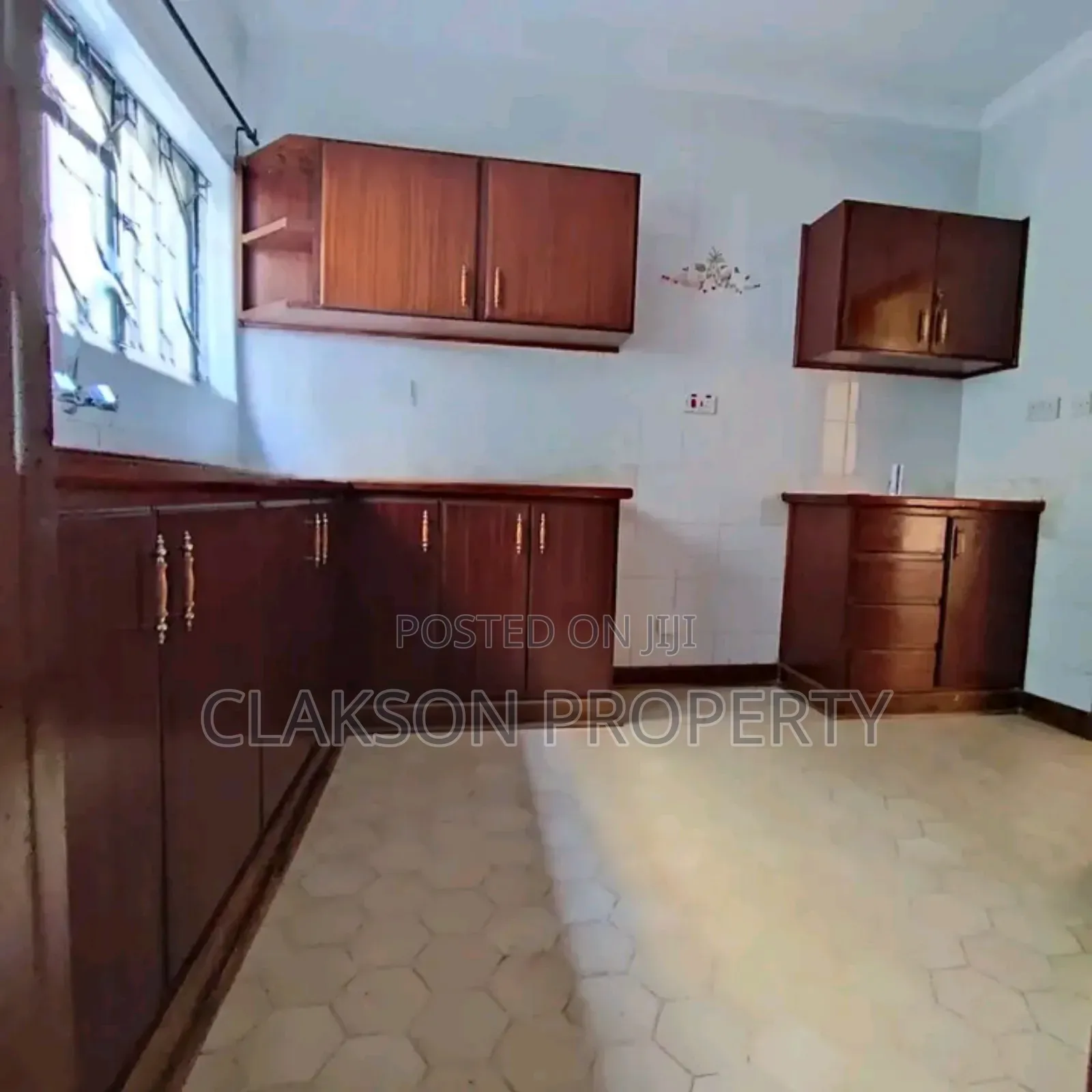 2bdrm Apartment in Riverside for sale