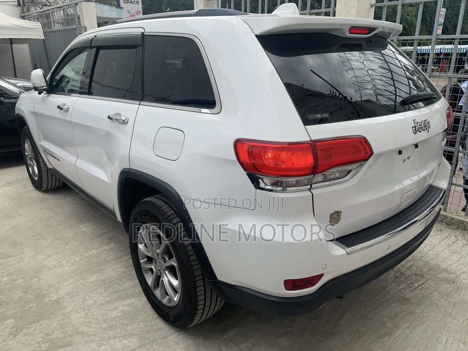 Jeep Grand Cherokee Limited 4dr 4x2 2016 Off white