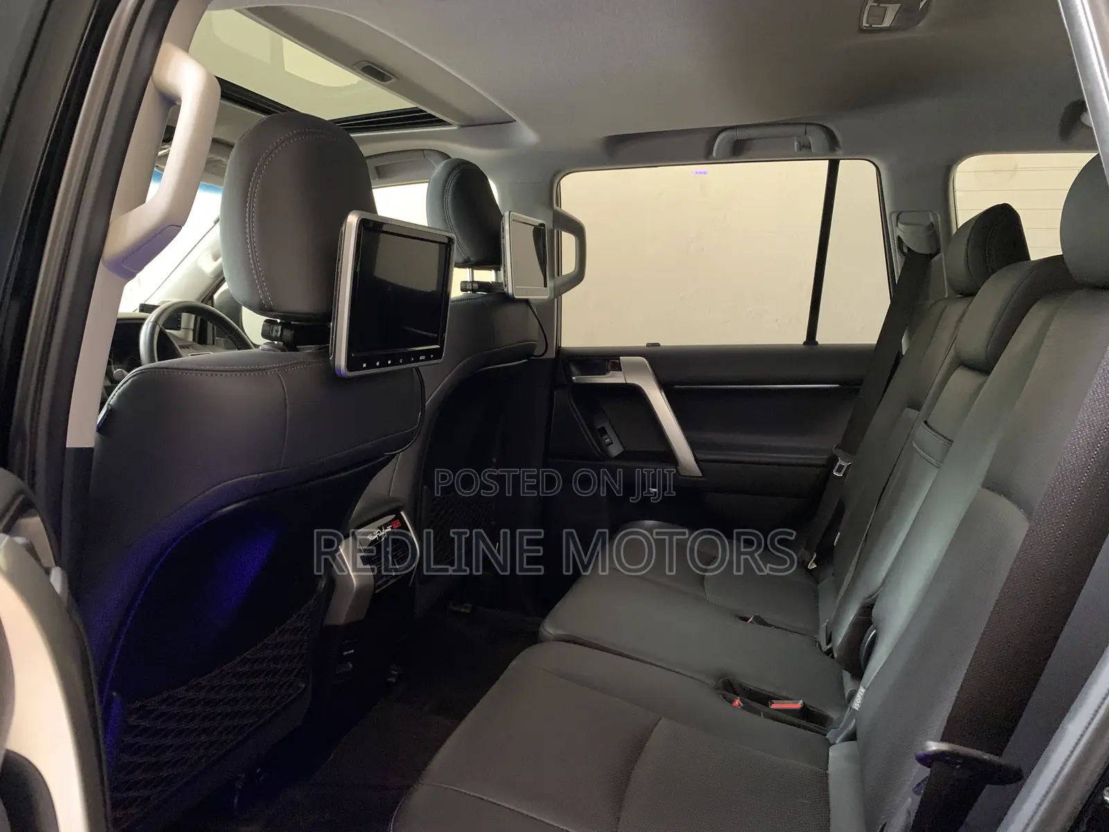 Toyota Land Cruiser Prado 2.8 2017 Matt Black