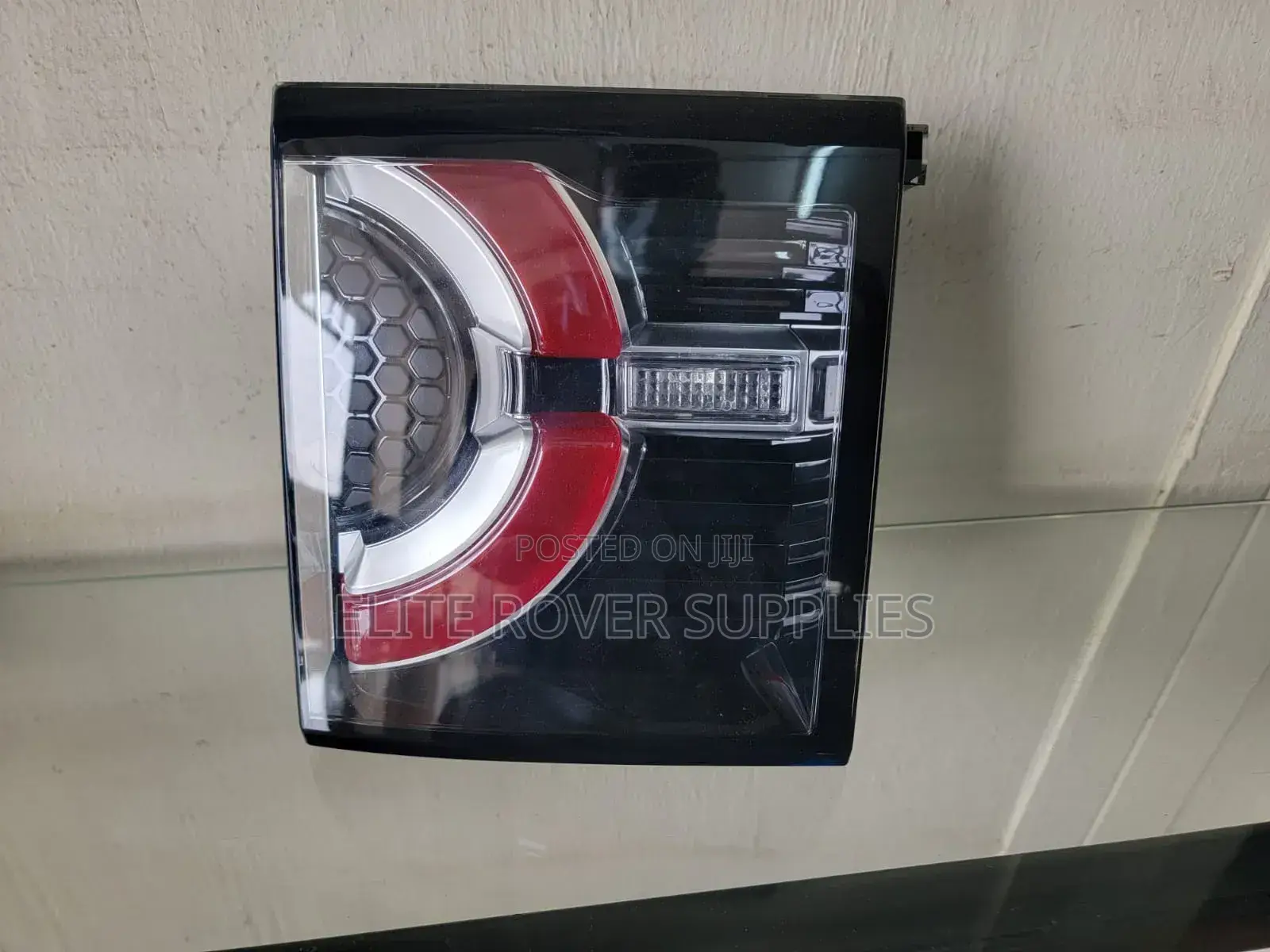 Discovery Sport Tailgate Taillights
