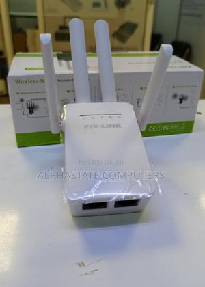 300mbps Wifi Repeater Wifi Signal Range Extender Wifi Boost - main view
