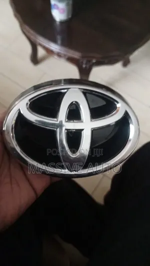 Buy Toyota Grill Logos/Toyota Grill Cr Logo