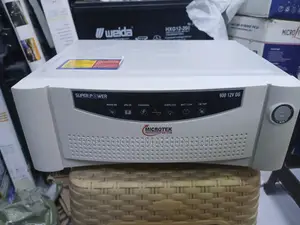 900 Va 12 v Microtek Inverter Charger