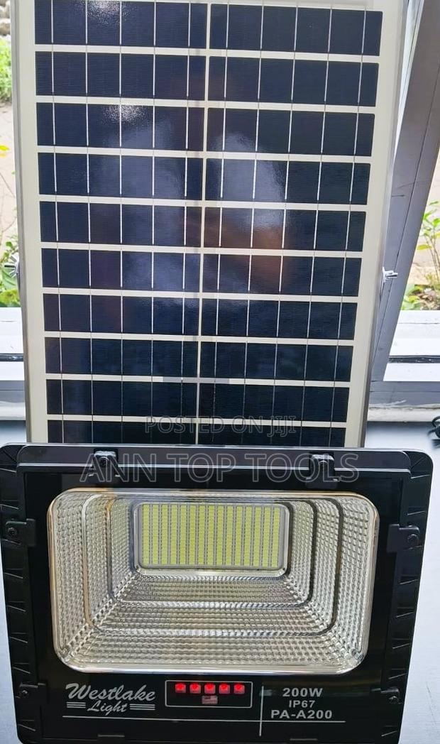 200 Watts Westlake Solar Floodlight - main view