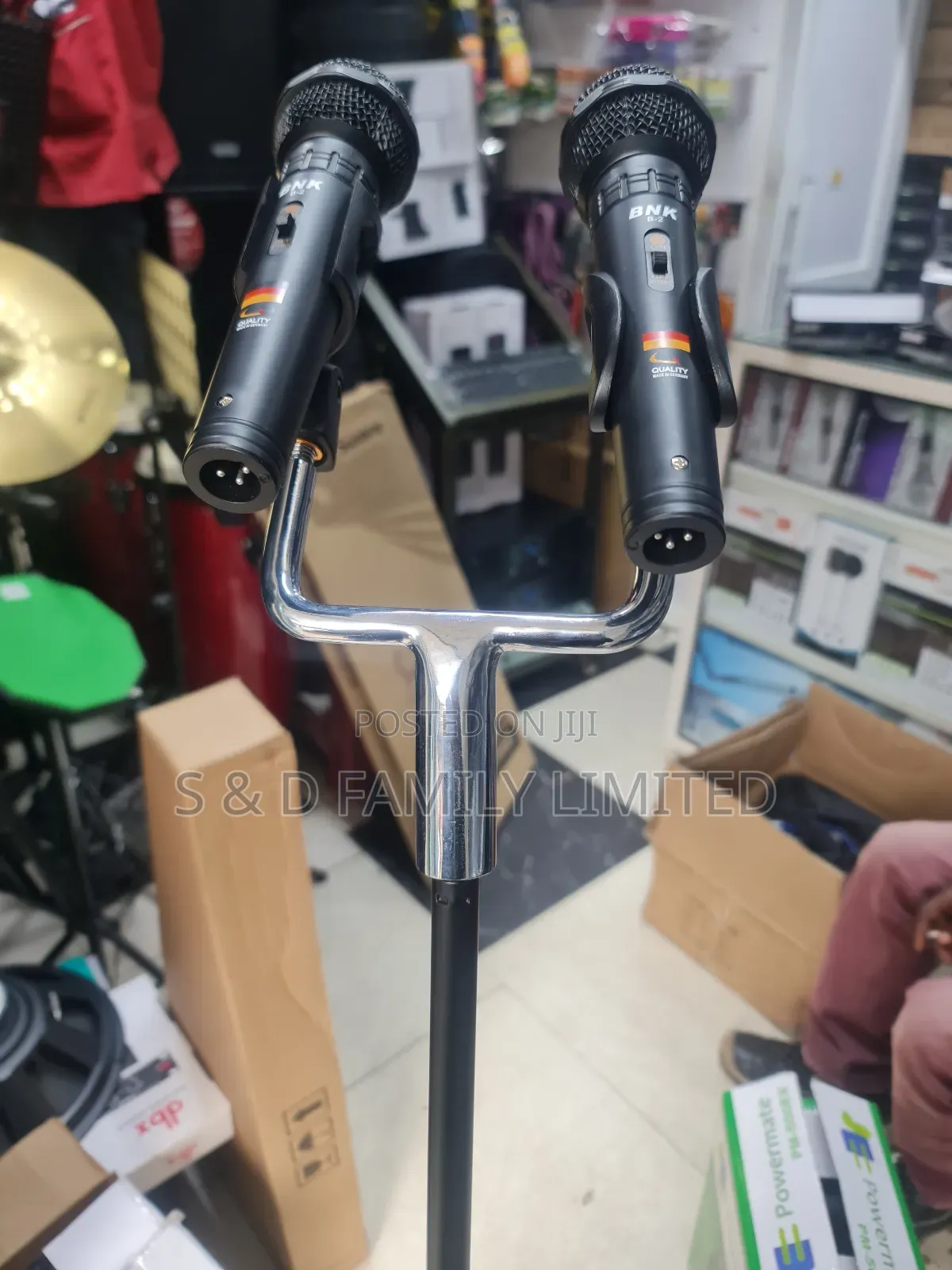 Presidential Silver Double Microphone Stand